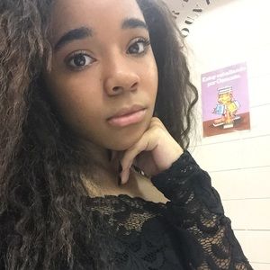 Meet your Posher, Chamira